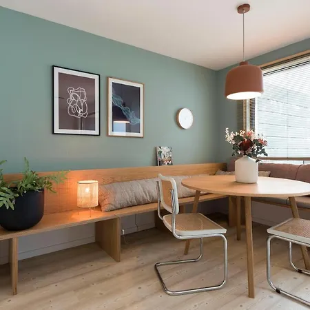 Bombarda Gallery Yard Apartment Porto