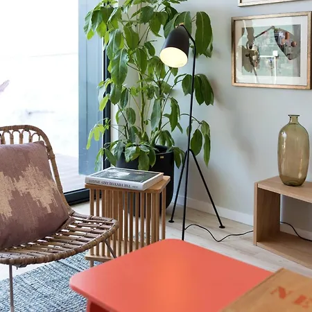 Bombarda Gallery Yard Apartment *